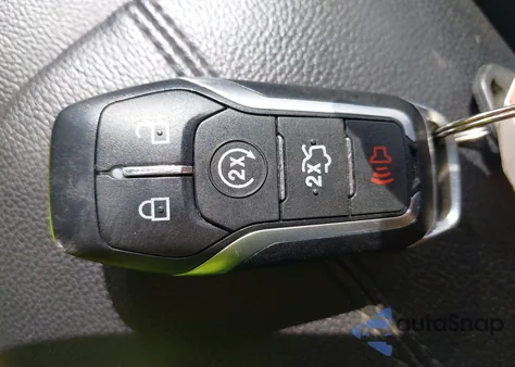 2016 Ford Mustang V6 из США, поврежденный, VIN 1FA6P8AM7G5273624